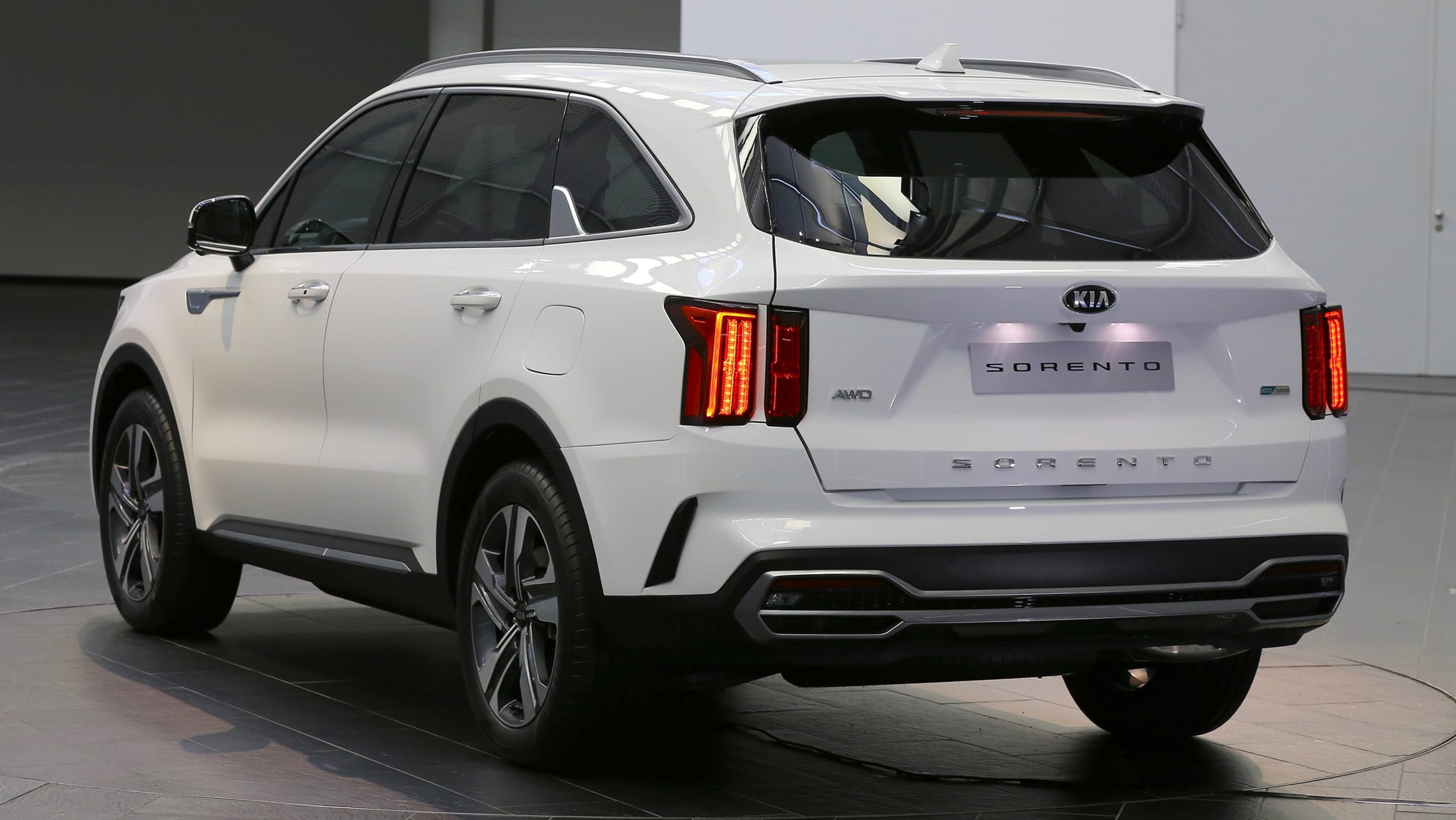 Kia sorento 2020 года